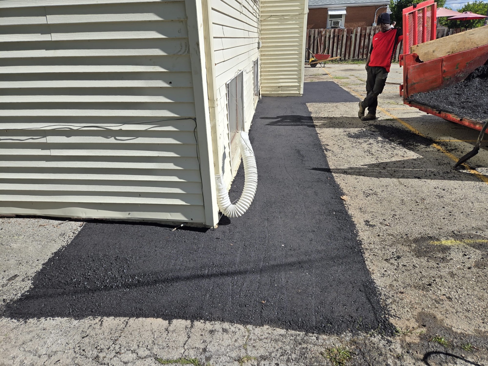 Hot mix asphalt repair