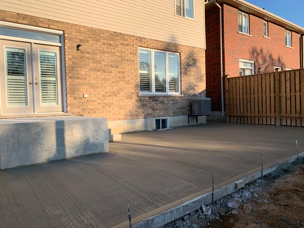 Broom finish concrete